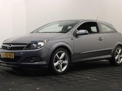 Grijs Gebruikt 2005 Opel Astra GTC Sport Hatchback | € 2.450 (Duur)