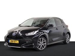 Zwart Gebruikt 2021 Toyota Yaris Executive Hatchback | € 22.950 (Eerlijke prijs)