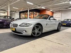 Zilver, metallic lak Gebruikt 2004 BMW Z4 Sport Line Cabriolet | € 12.750 (Eerlijke prijs)