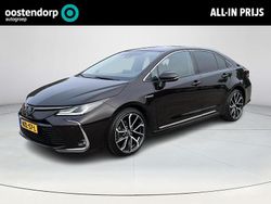 Bruin Gebruikt 2019 Toyota Corolla Executive Sedan | € 22.880 (Eerlijke prijs)