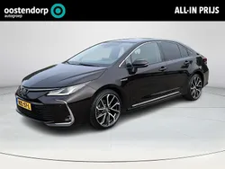 Bruin Gebruikt 2019 Toyota Corolla Executive Sedan | € 22.880 (Eerlijke prijs)