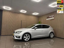 Grijs Gebruikt 2016 Seat Leon CONNECT Hatchback | € 13.745 (Eerlijke prijs)