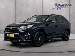 Zwart Gebruikt 2021 Toyota RAV4 Hybrid SUV | € 35.900 (Goede deal)