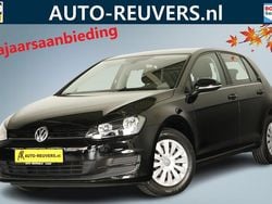 Zwart Gebruikt 2014 VW Golf VII Trendline Hatchback | € 9.900 (Goede deal)