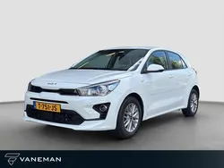 Wit Gebruikt 2023 Kia Rio Hatchback | € 17.945 (Eerlijke prijs)