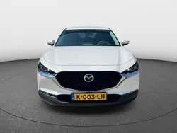 Wit Gebruikt 2021 Mazda CX-30 Luxury SUV | € 27.450 (Eerlijke prijs)
