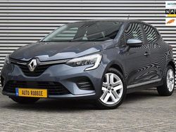 Grijs Gebruikt 2021 Renault Clio V Zen Hatchback | € 12.450 (Eerlijke prijs)