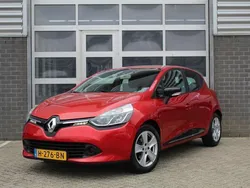 Rood Gebruikt 2013 Renault Clio IV Expression+ Hatchback | € 7.450 (Duur)