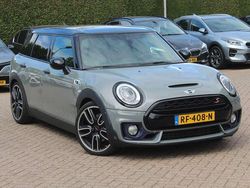 Grijs, metallic lak Gebruikt 2017 Mini Cooper S Clubman Business Stationwagen | € 19.950 (Eerlijke prijs)