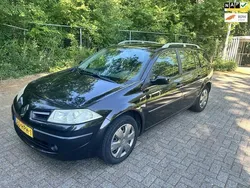 Zwart Gebruikt 2009 Renault Mégane GrandTour Business Stationwagen | € 2.495 (Super prijs)