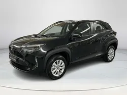 Zwart Nieuw 2025 Toyota Yaris Cross Active SUV | € 32.450 (Iets duurder)