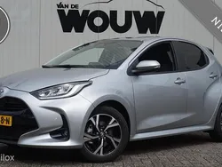 Grijs Nieuw 2025 Toyota Yaris Hybrid Hatchback | € 26.895 (Goede deal)