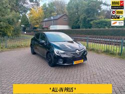 Zwart Gebruikt 2023 Renault Clio V Intens Hatchback | € 19.450 (Eerlijke prijs)