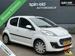 Wit Gebruikt 2013 Peugeot 107 Active Hatchback | € 4.250 (Eerlijke prijs)