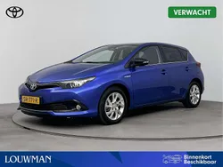 Blauw Gebruikt 2018 Toyota Auris Hybrid Plus Hatchback | € 18.445 (Eerlijke prijs)
