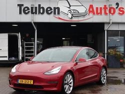 Rood Gebruikt 2019 Tesla Model 3 Performance Sedan | € 19.895 (Goede deal)