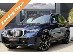Blauw, metallic lak Gebruikt 2024 BMW X5 M Sport SUV | € 89.950