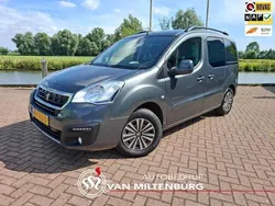 Grijs Gebruikt 2017 Peugeot Partner Tepee Active MPV | € 10.750 (Eerlijke prijs)