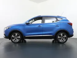 Blauw Gebruikt 2020 MG ZS Luxury Sedan | € 15.490 (Eerlijke prijs)