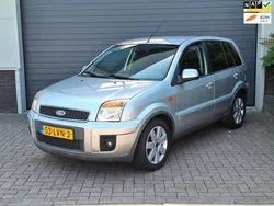 Grijs, metallic lak Gebruikt 2010 Ford Fusion Futura MPV | € 5.750 (Iets duurder)