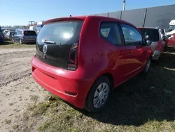 Rood, andere lak Gebruikt 2018 VW up! move up! Hatchback | € 1.795