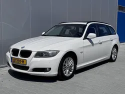 Wit Gebruikt 2010 BMW 318 Executive Stationwagen | € 8.495 (Iets duurder)