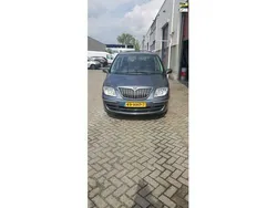 Grijs Gebruikt 2008 Lancia Phedra MPV | € 3.500