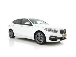 Alpine white iii Gebruikt 2020 BMW 118 Executive Hatchback | € 17.345