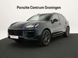 Blauw, metallic lak Nieuw 2025 Porsche Cayenne SUV | € 136.605 (Iets duurder)