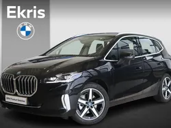 Zwart Gebruikt 2024 BMW 225 Active Tourer Luxury Line MPV | € 44.950 (Eerlijke prijs)