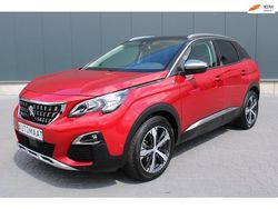 Rood (metallic) Gebruikt 2018 Peugeot 3008 Crossway SUV | € 16.500 (Goede deal)