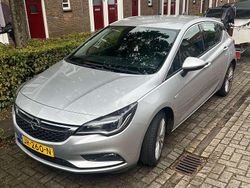 Zilver Gebruikt 2016 Opel Astra Innovation Hatchback | € 9.500 (Eerlijke prijs)