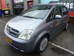 Grijs Gebruikt 2003 Opel Meriva Enjoy MPV | € 1.497 (Eerlijke prijs)