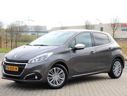 Grijs Gebruikt 2018 Peugeot 208 GT-line Hatchback | € 9.450 (Eerlijke prijs)