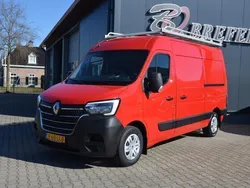 Rood Gebruikt 2020 Renault Master Van | € 19.950 (Duur)