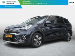 Blauw Gebruikt 2022 Kia Niro SUV | € 27.890 (Eerlijke prijs)