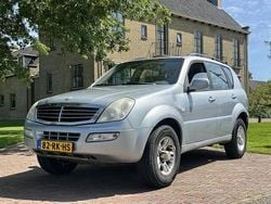 Grijs Gebruikt 2005 Ssangyong (KGM) Rexton SUV | € 4.940