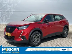 Rood, metallic lak Gebruikt 2023 Peugeot 2008 Active SUV | € 23.900 (Goede deal)