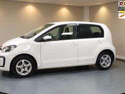 Wit Gebruikt 2017 VW up! move up! Hatchback | € 8.440 (Goede deal)