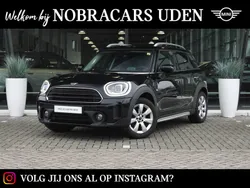Zwart, metallic lak Gebruikt 2022 Mini One Countryman Classic SUV | € 25.950 (Eerlijke prijs)