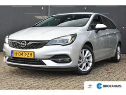 Grijs Gebruikt 2020 Opel Astra Edition Stationwagen | € 13.395 (Eerlijke prijs)