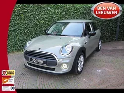 Grijs Gebruikt 2019 Mini Cooper Pepper Hatchback | € 17.950 (Eerlijke prijs)