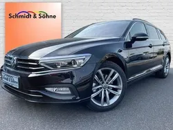 Zwart Gebruikt 2023 VW Passat Business Stationwagen | € 36.140