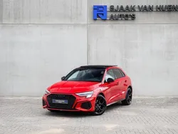 Rood Gebruikt 2020 Audi A3 Sportback Competition Hatchback | € 32.950 (Duur)