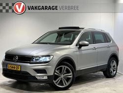 Grijs, metallic lak Gebruikt 2017 VW Tiguan Highline SUV | € 21.840 (Super prijs)