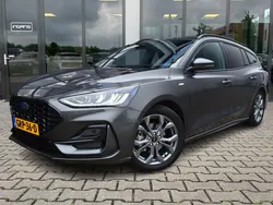 Grijs Gebruikt 2024 Ford Focus ST-Line X Stationwagen | € 26.900 (Eerlijke prijs)