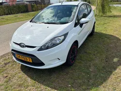 Wit Gebruikt 2010 Ford Fiesta Limited Hatchback | € 5.600 (Eerlijke prijs)
