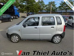 Grijs Gebruikt 2003 Opel Agila Comfort Hatchback | € 1.299 (Eerlijke prijs)