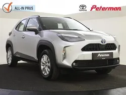 Zilver Gebruikt 2023 Toyota Yaris Active MPV | € 29.299