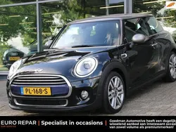 Zwart Gebruikt 2017 Mini Cooper Business Hatchback | € 7.795 (Super prijs)